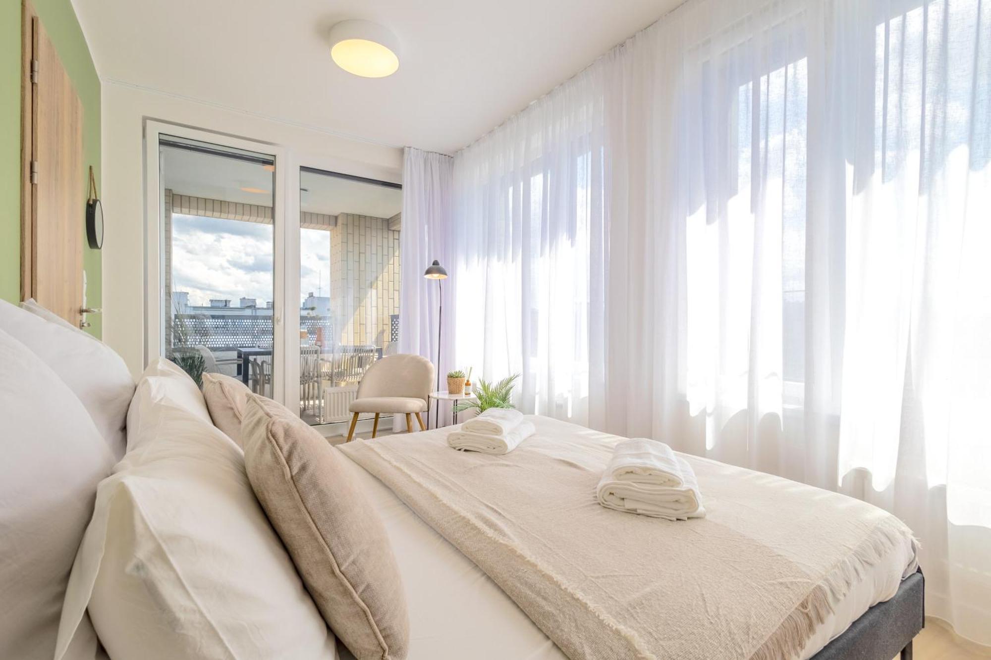 דירות Bright 2Br - 7Th Floor, Balcony, Free Parking By Gravity פראג מראה חיצוני תמונה